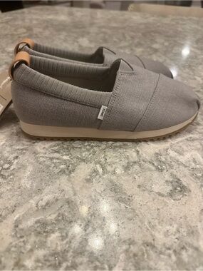 TOMS Kids Grey Canvas Slip-On Sneakers with Tan Pull Tab
